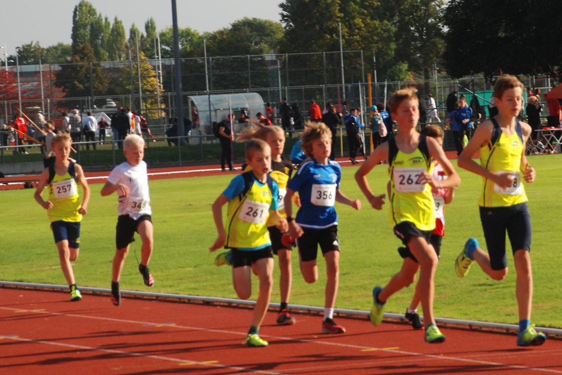 Schlumpflaufteam Laufteam Gerlingen auf der Festwiese Stuttgart