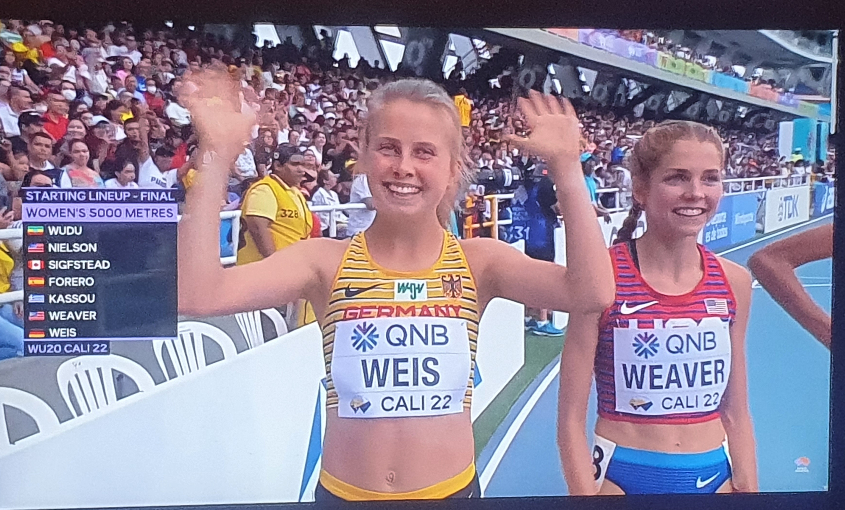 Gut gelaunt: Kira Weis an der Startlinie